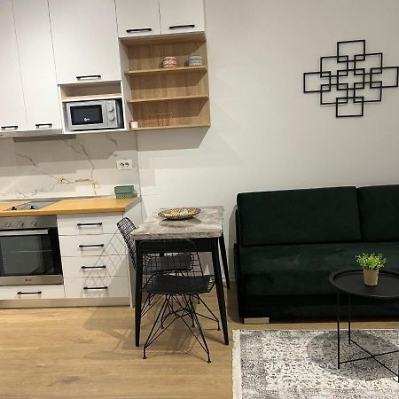 Comfy Nest Apartment- Free Parking Tirana Bagian luar foto