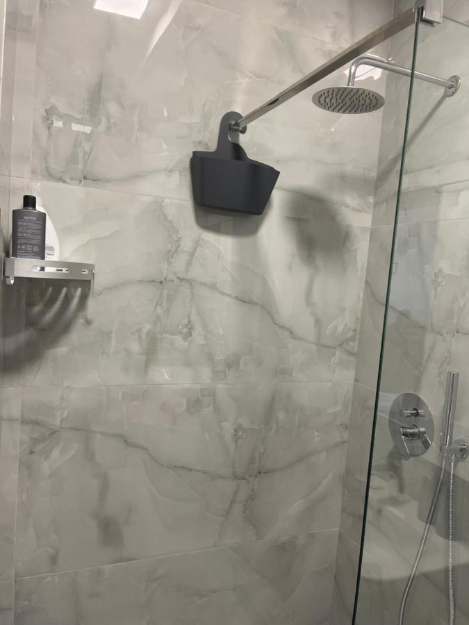 Comfy Nest Apartment- Free Parking Tirana Bagian luar foto